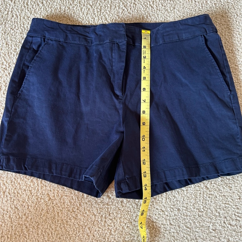 NWOT Classic Navy reCreation Women's Shorts - Picture 7 of 7